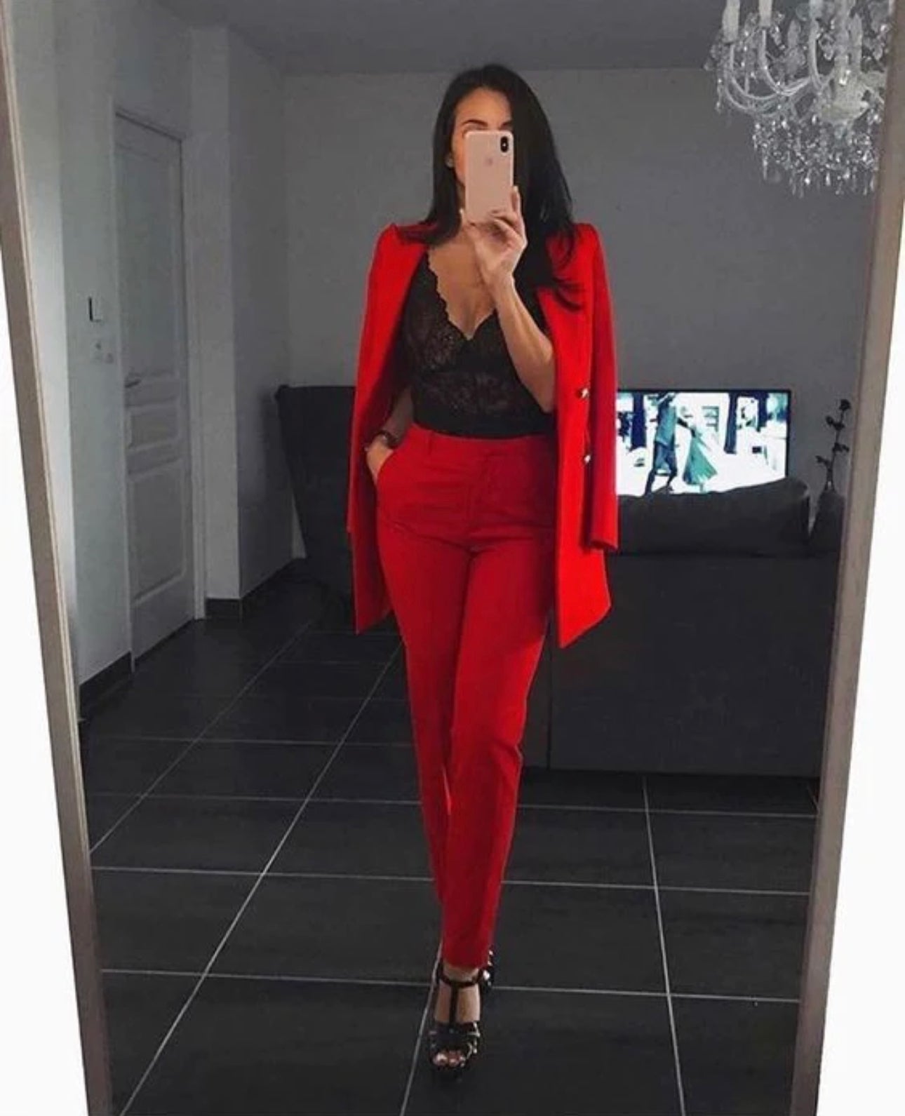 Costum Mais